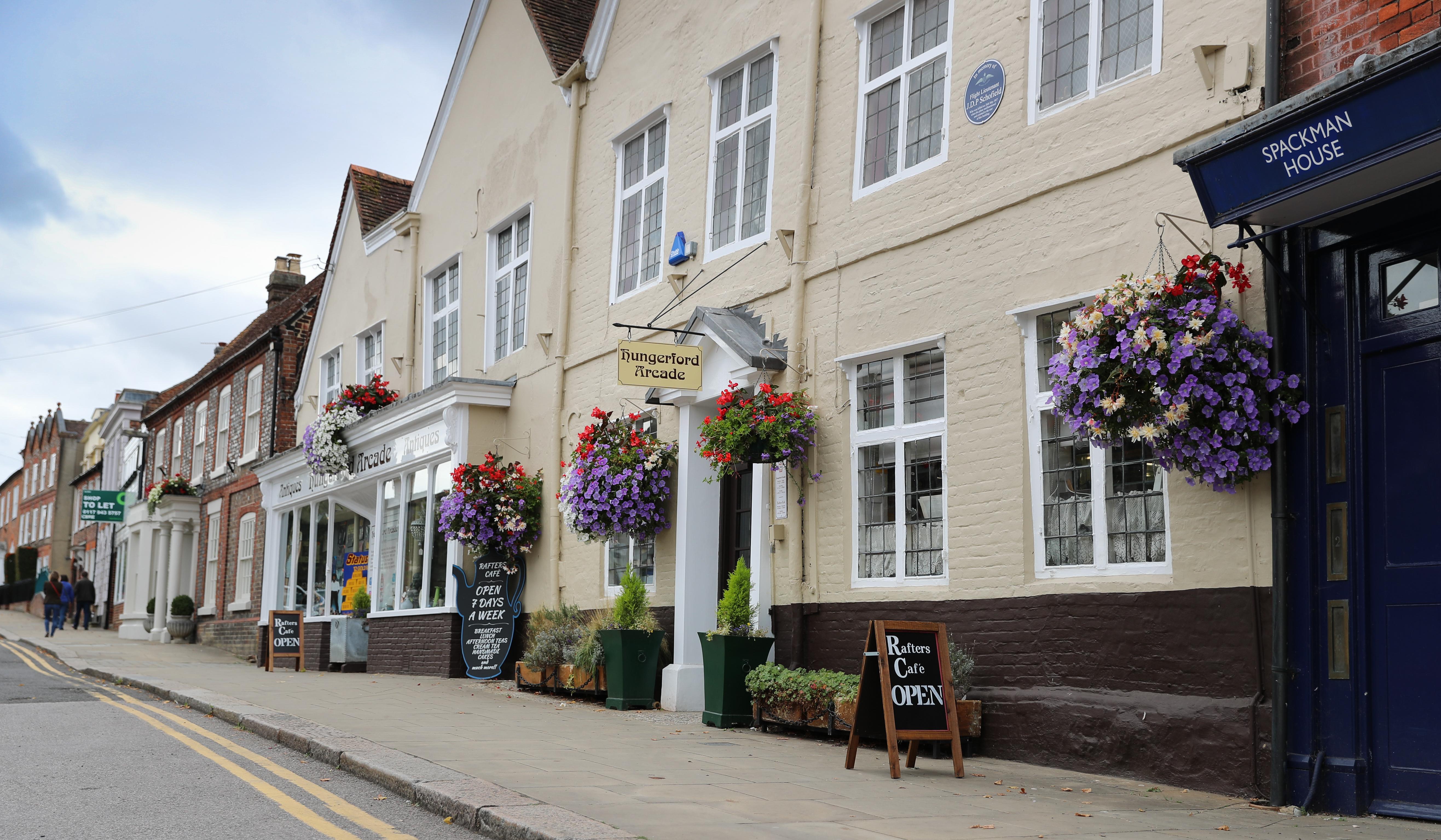 Hungerford Highstreet Shops 